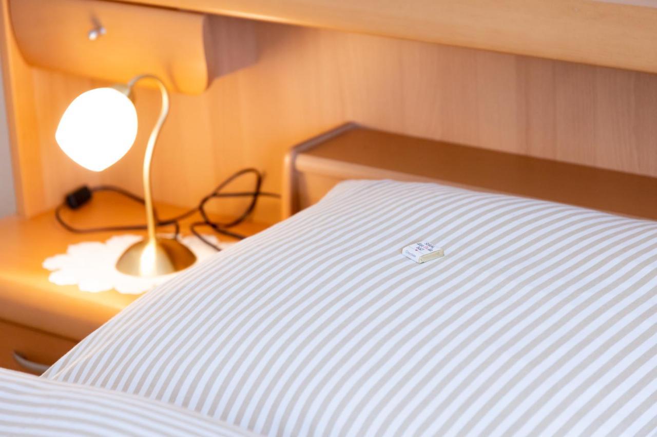 Pension Am Hardausee Suderburg ภายนอก รูปภาพ