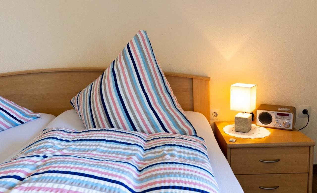 Pension Am Hardausee Suderburg ภายนอก รูปภาพ