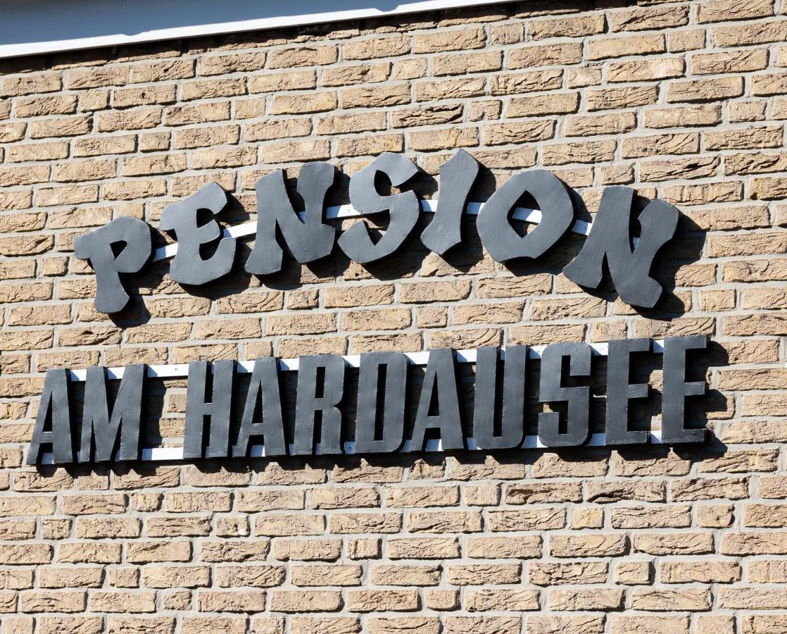 Pension Am Hardausee Suderburg ภายนอก รูปภาพ